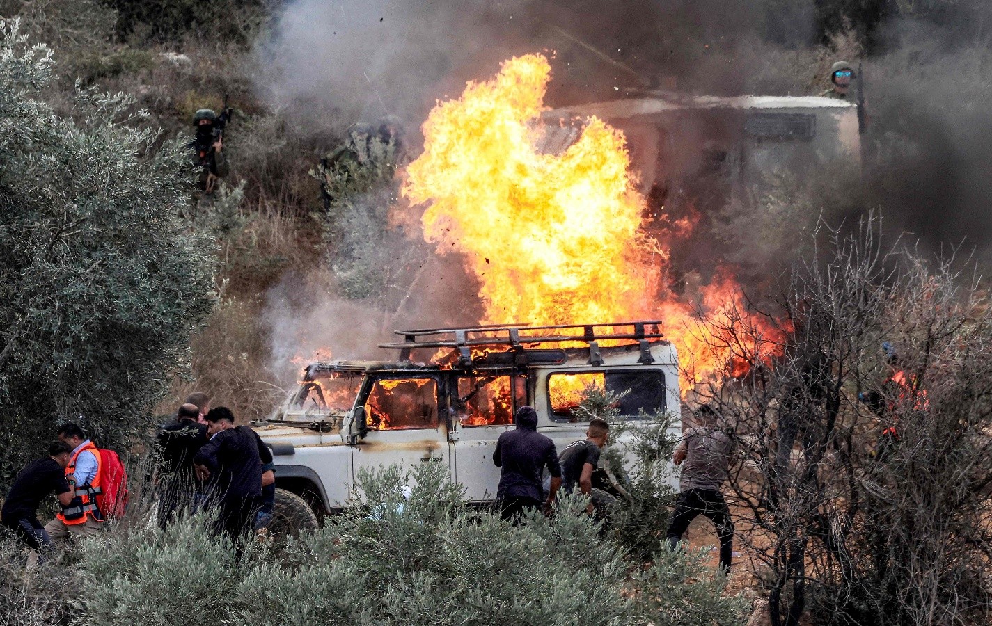 في أوّل استطلاع من نوعه لـ 'معهد دراسات الأمن القومي' الإسرائيلي في الضفة الغربية: 71% يرون في التطبيع خيانة للفلسطينيين